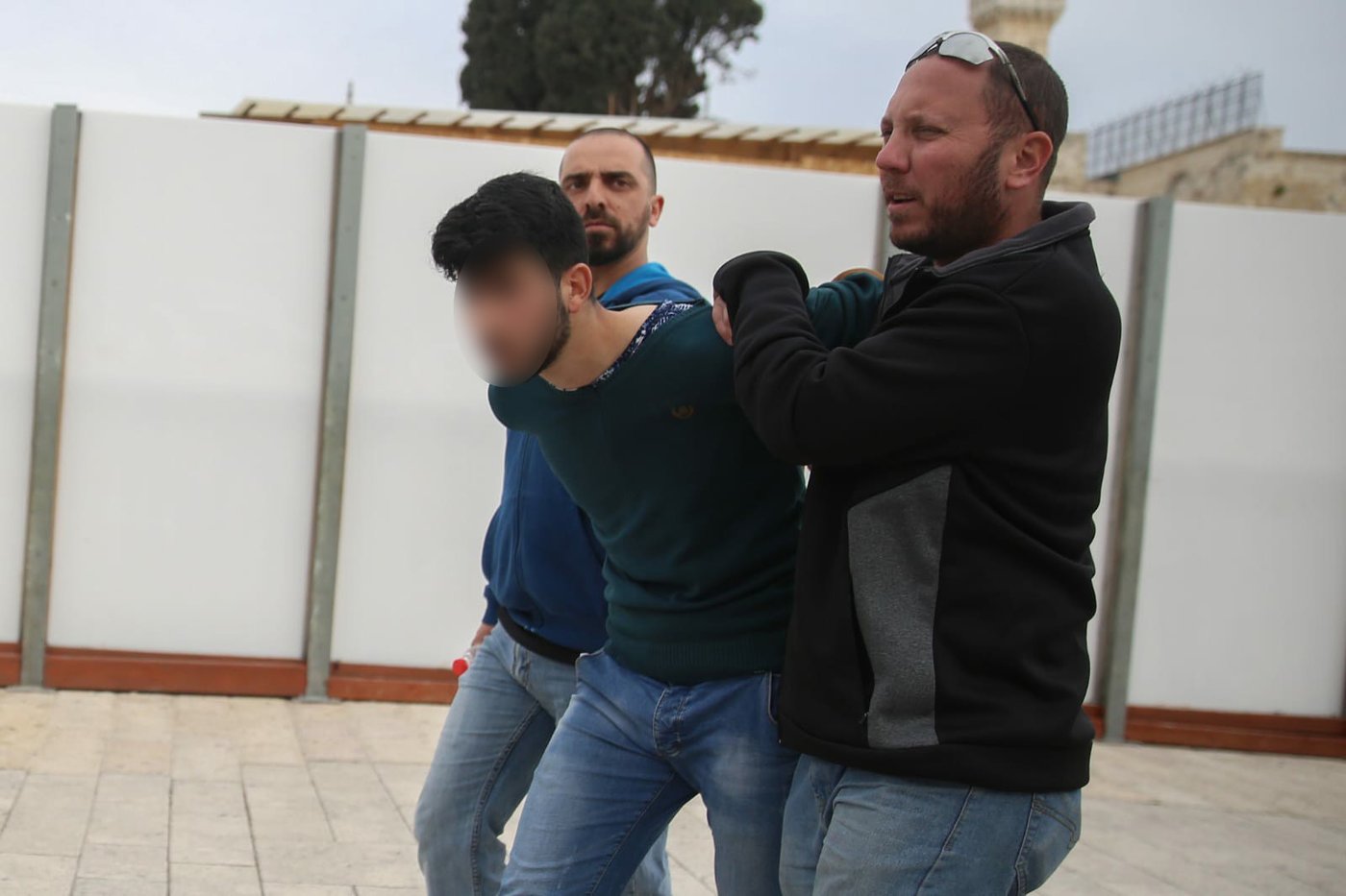 הר הבית: 10 חשודים נעצרו; החמאס קורא להתנגדות