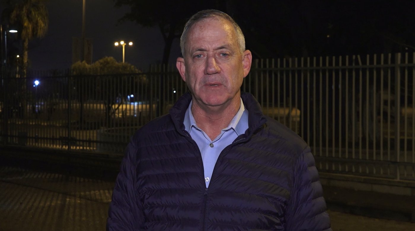 בני גנץ מתאמן? "נדרשית פעילות התקפית"