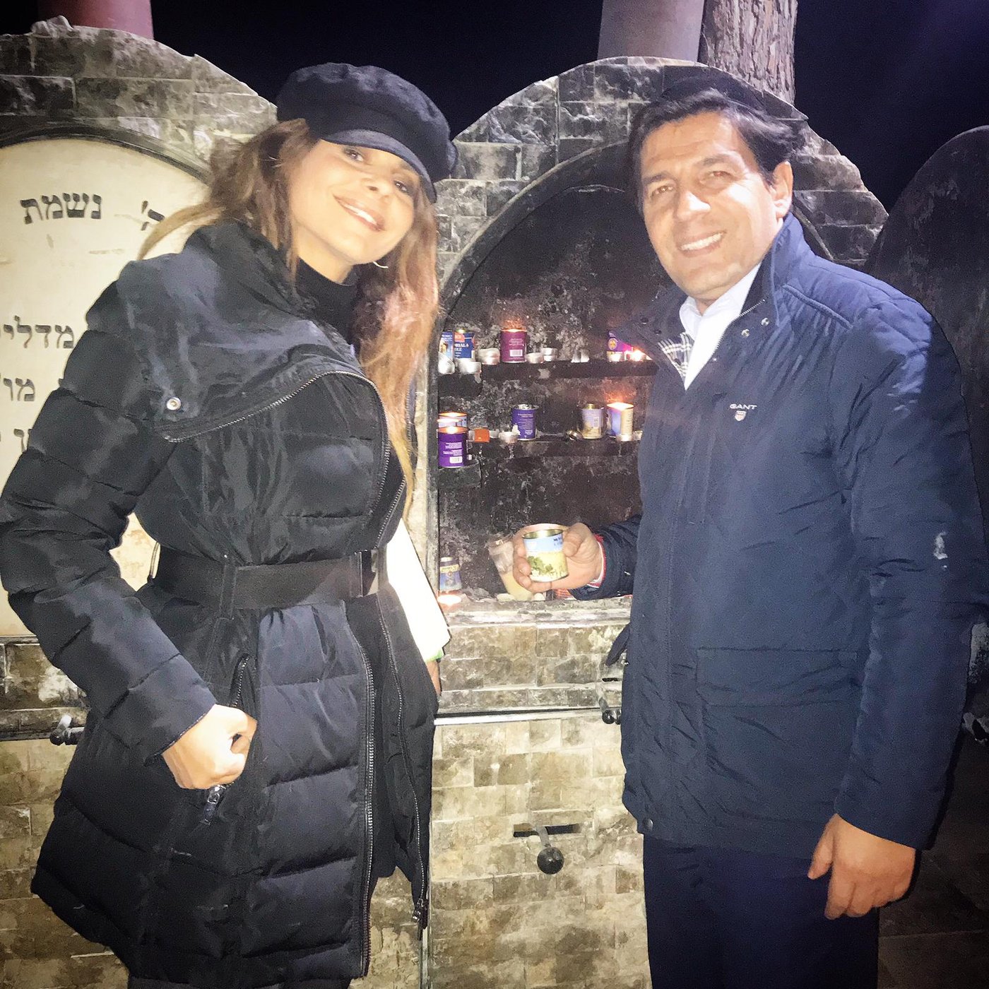 תיעוד: רינת גבאי בתפלה בציון החיד"א בי-ם