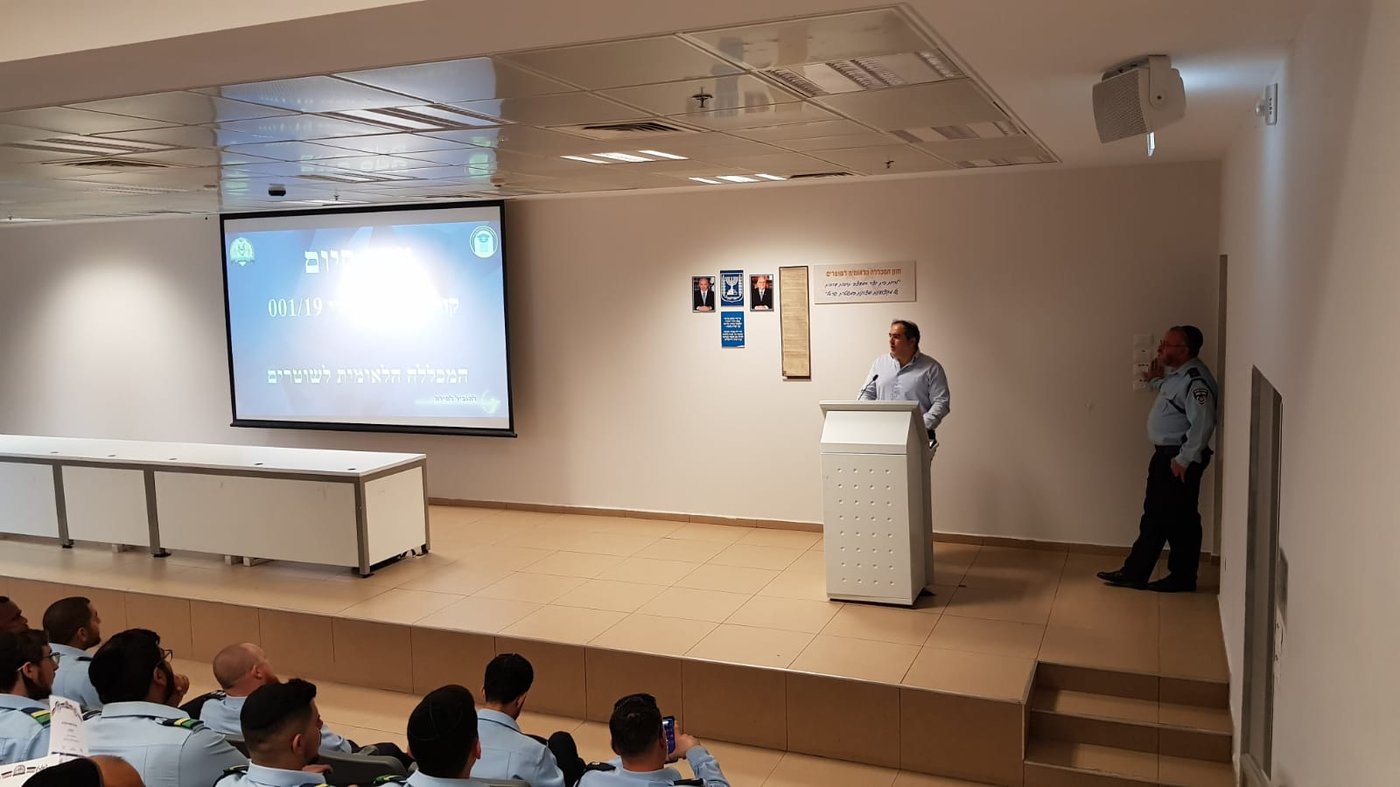 21 חרדים סיימו את קורס השיטור: יטפלו באירועים בשטח