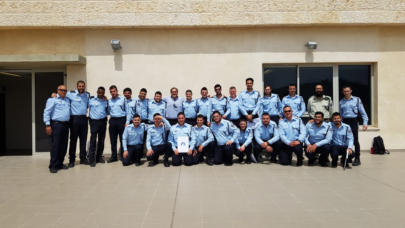 21 חרדים סיימו את קורס השיטור: יטפלו באירועים בשטח