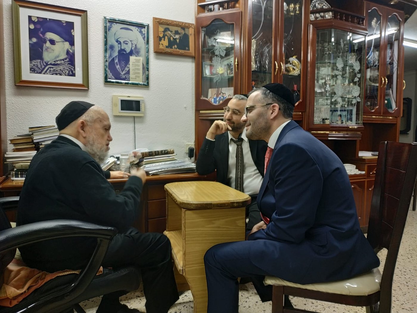 נציגי יחד וש"ס ביקרו במעונו של הרב מאזוז: תעבדו בשלום