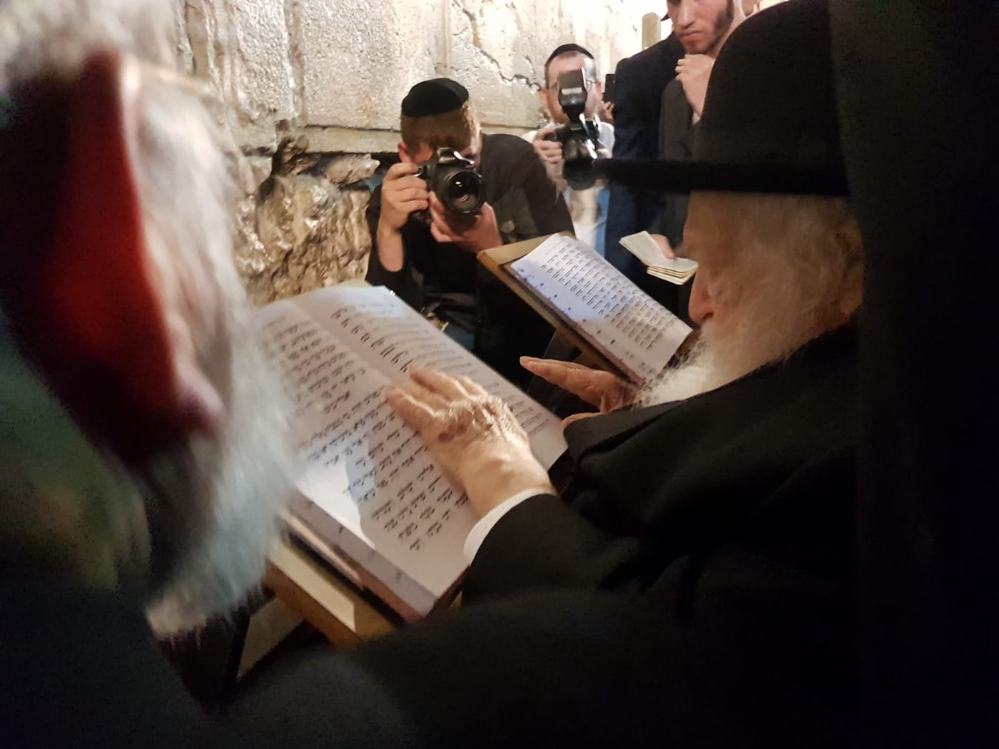 מרן הגר"ח קנייבסקי בכותל