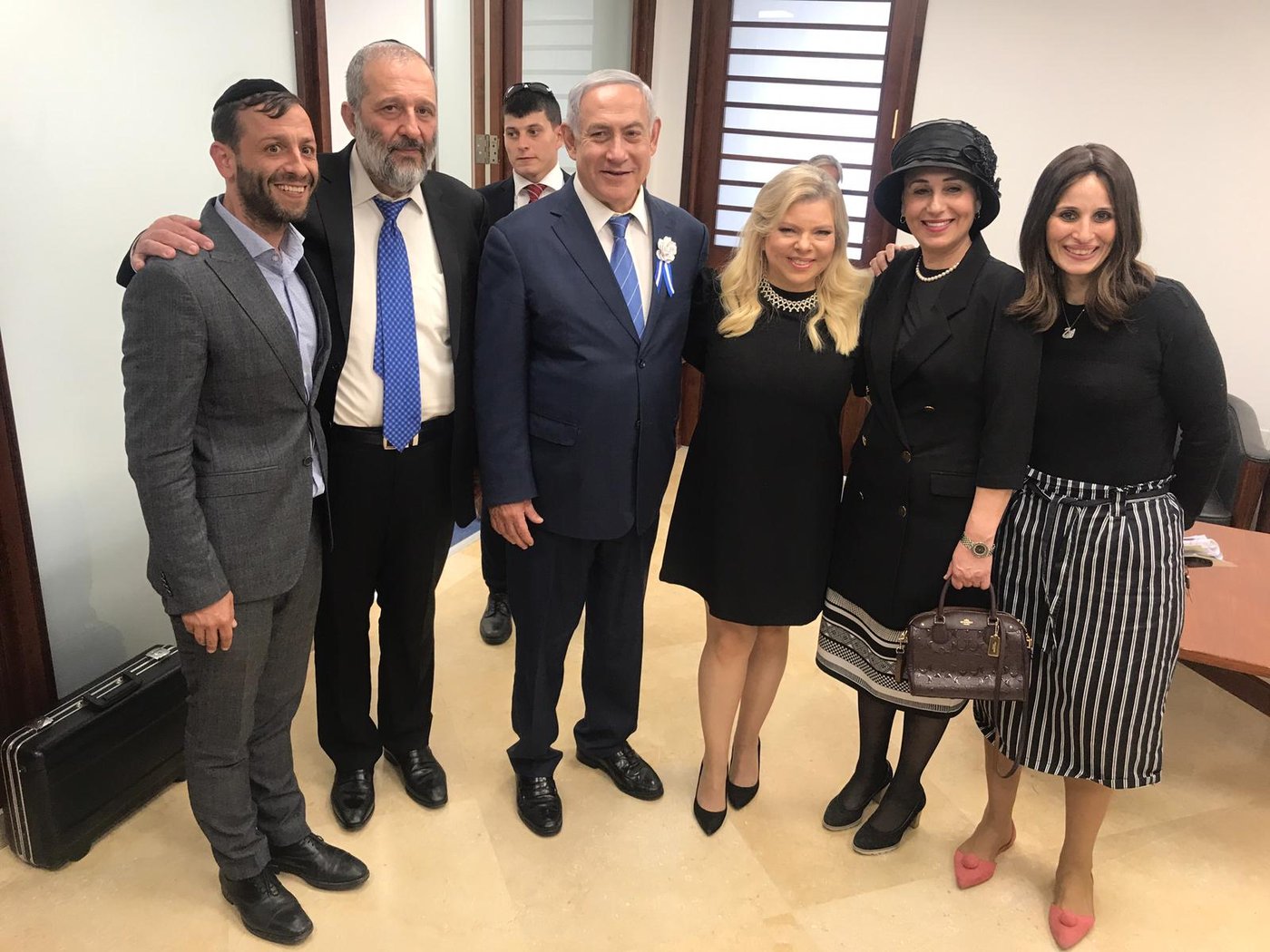 איחוד משפחות: נתניהו ודרעי בלשכת רוה"מ