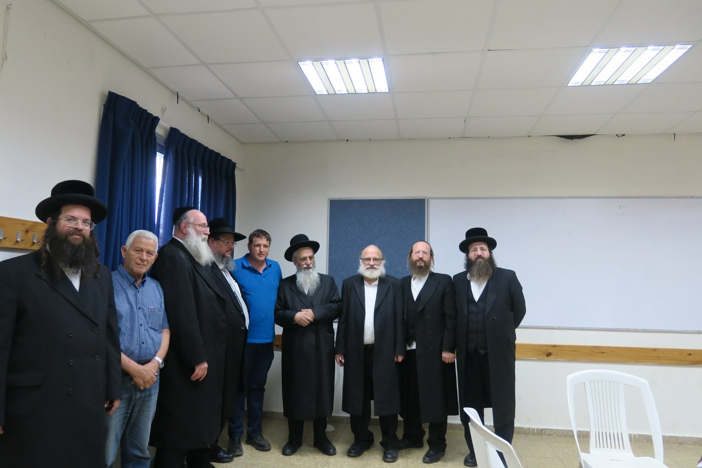 רמי גרינברג הבטיח לחסידים: מבנה לת"ת ולבית הספר
