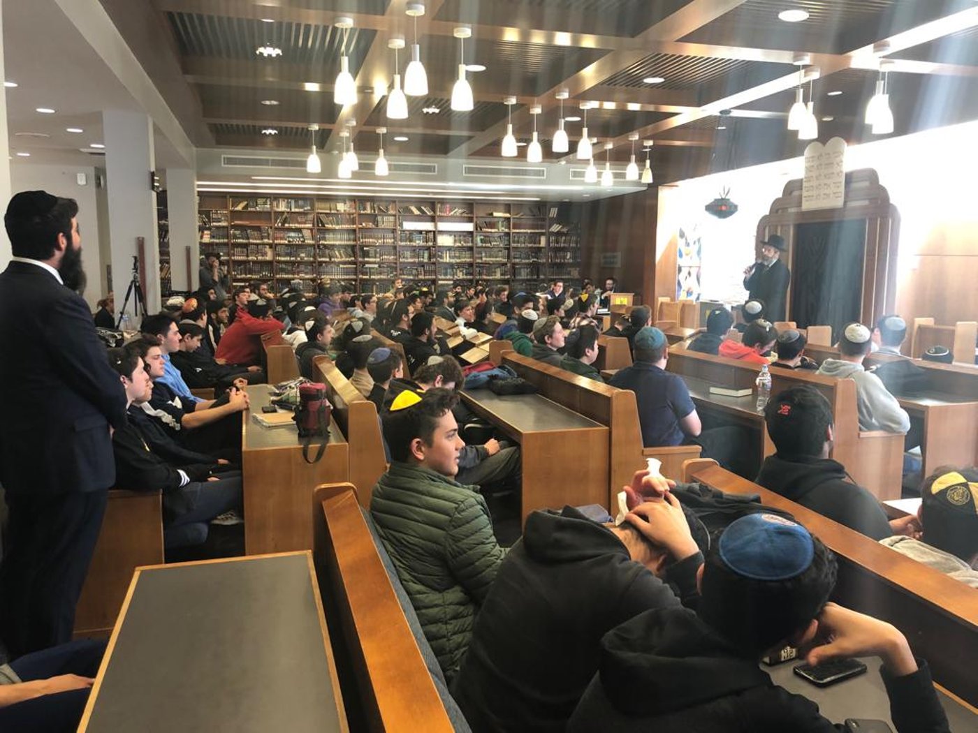 הגר"ד לאו: "לורי-לאה, אנו זקוקים לדמעות שלך"