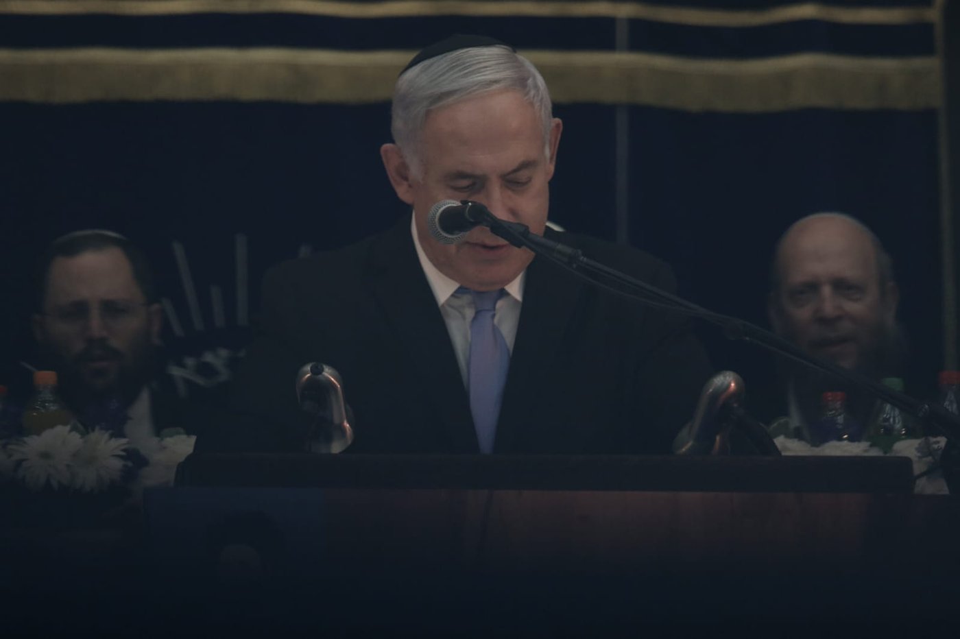 נתניהו חגג את יום ירושלים במרכז הרב • צפו