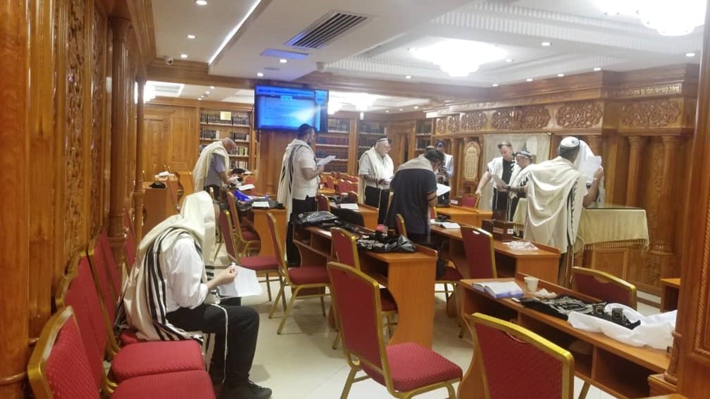 רבבות בעצרות תפילה והודיה ברחבי העולם לציון 'יום השחרור וההצלה'