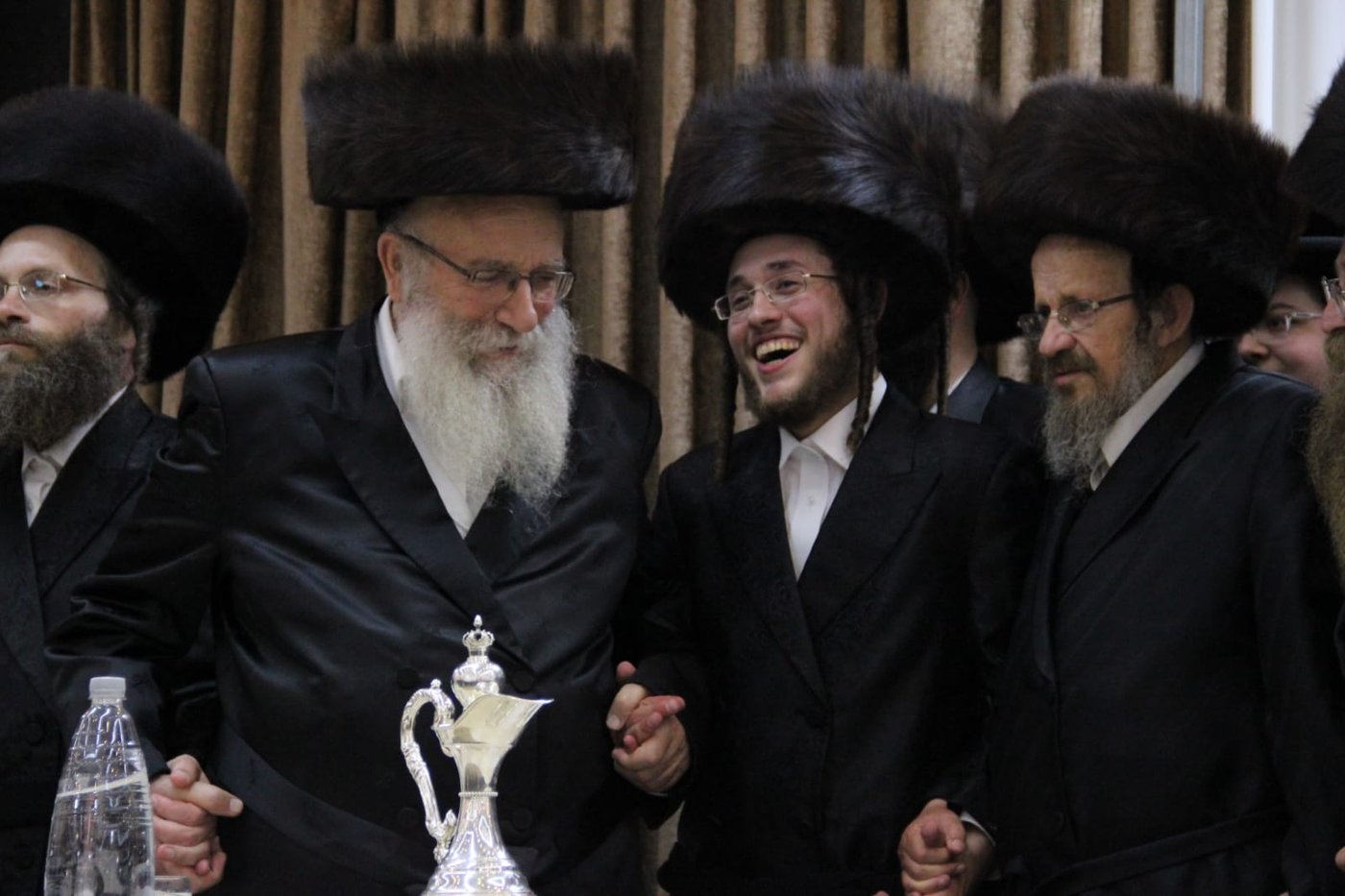תיעוד: שמחת בית זוועהיל -ב"ב - קאמרנא