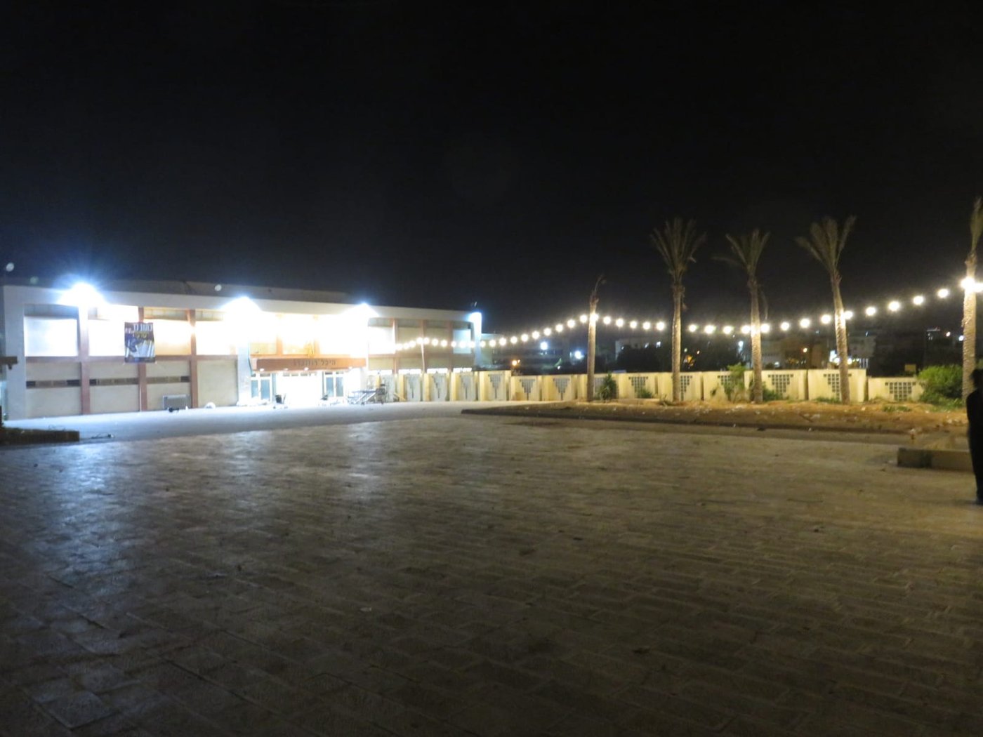 תיעוד: כך נערכים ב'צאנז' לחתונה הגדולה