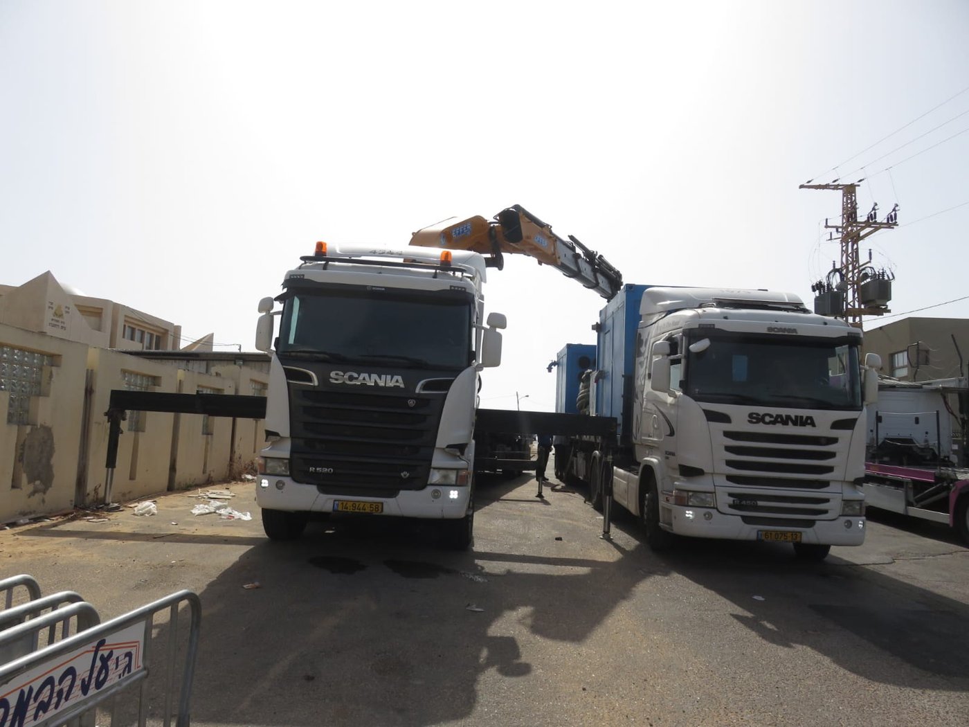 תיעוד: כך נערכים ב'צאנז' לחתונה הגדולה