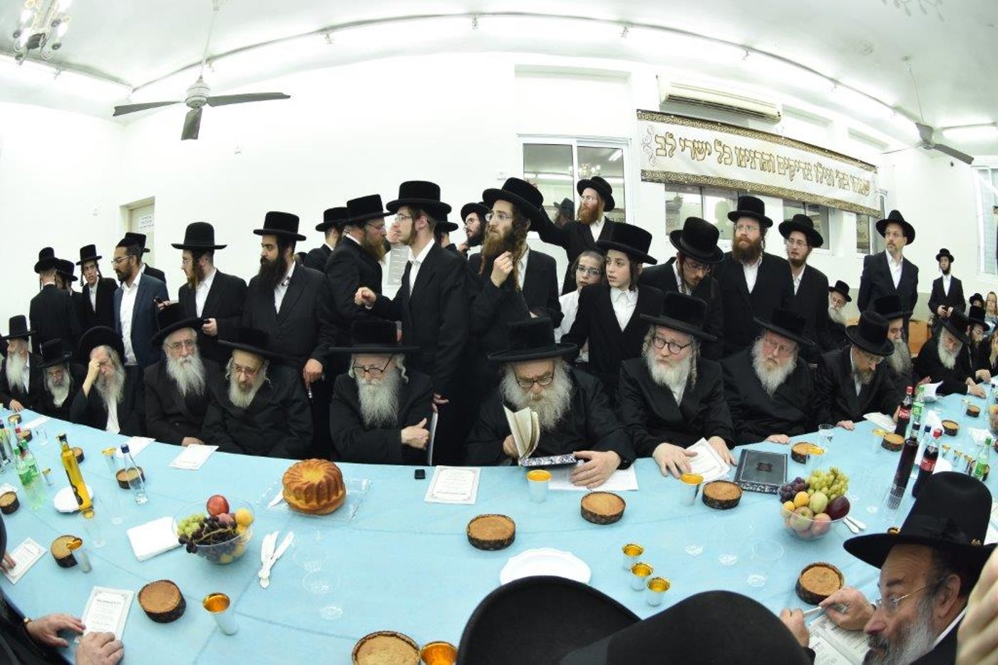 מעמד קבלת פנים לאדמו"ר מסערדאהלי