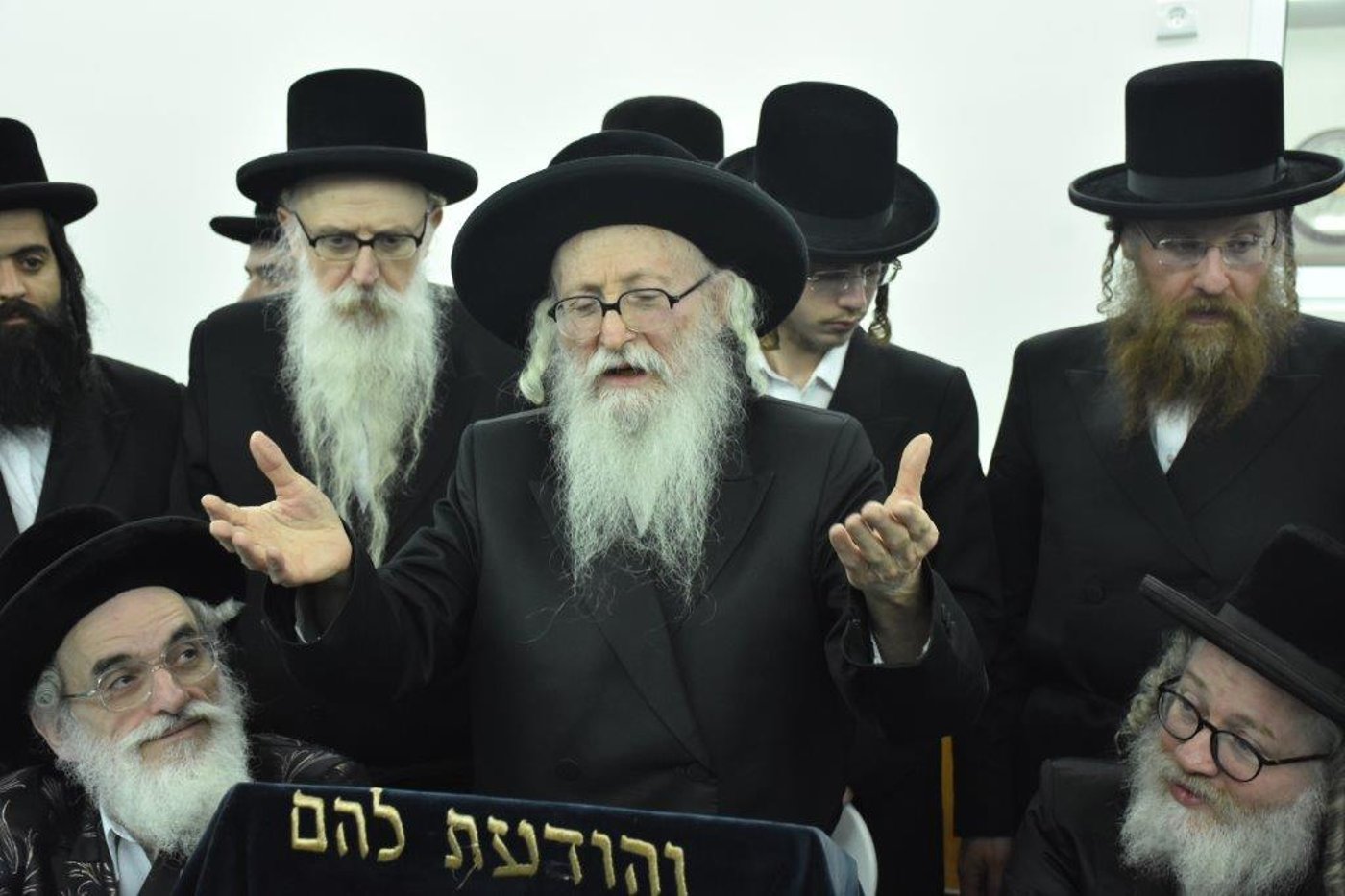 מעמד קבלת פנים לאדמו"ר מסערדאהלי