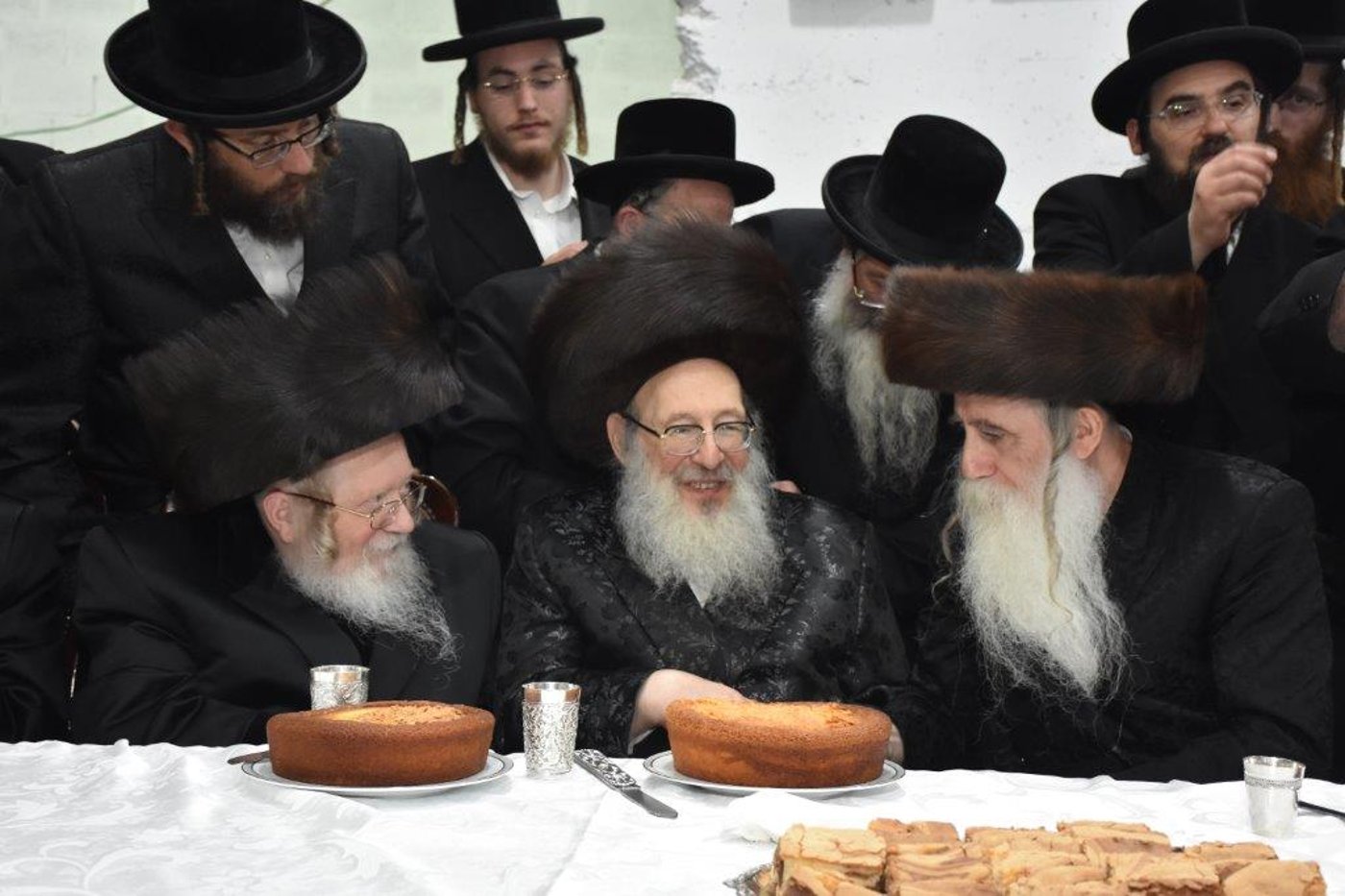 שמחת בית מחנובקא בעלזא - סאסוב - לעלוב - ספינקא