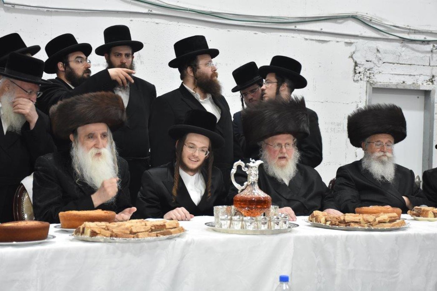 שמחת בית מחנובקא בעלזא - סאסוב - לעלוב - ספינקא