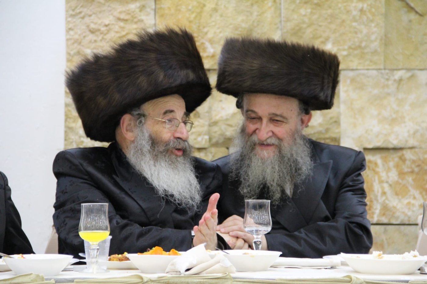 תיעוד: נכדו של נשיא ישיבת טשעבין התחתן