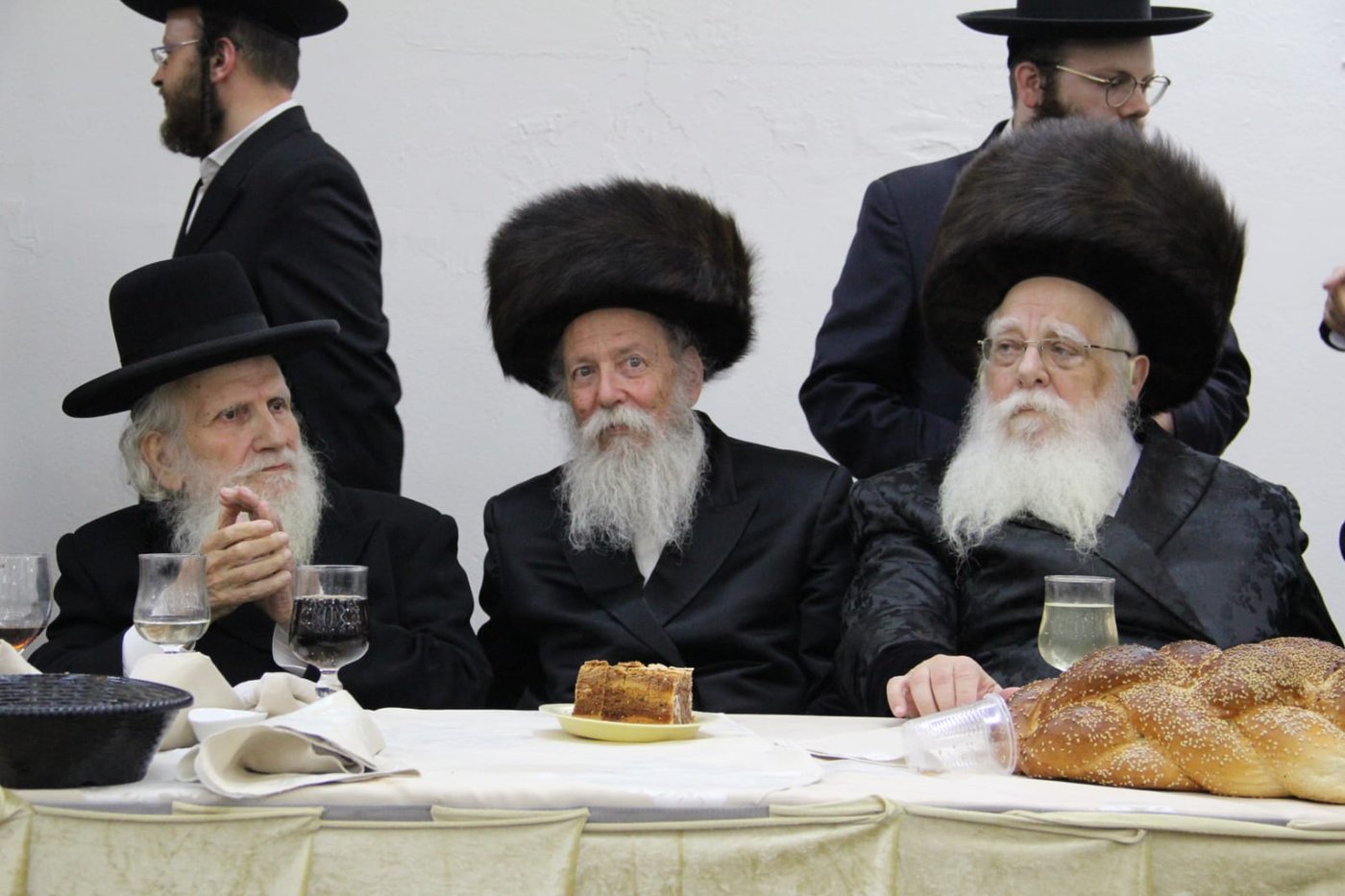 תיעוד: נכדו של נשיא ישיבת טשעבין התחתן