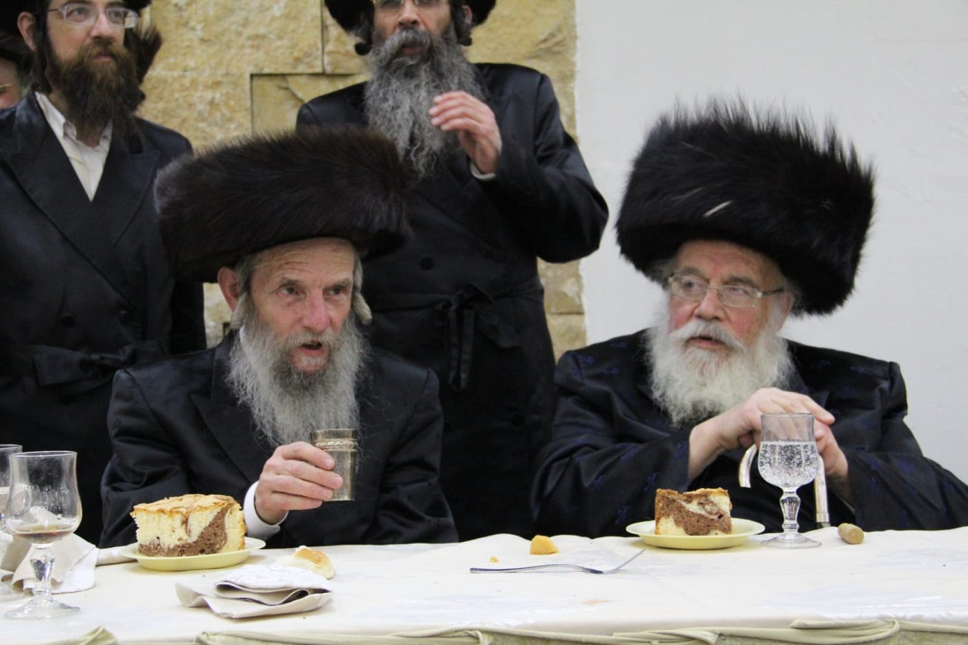 תיעוד: נכדו של נשיא ישיבת טשעבין התחתן
