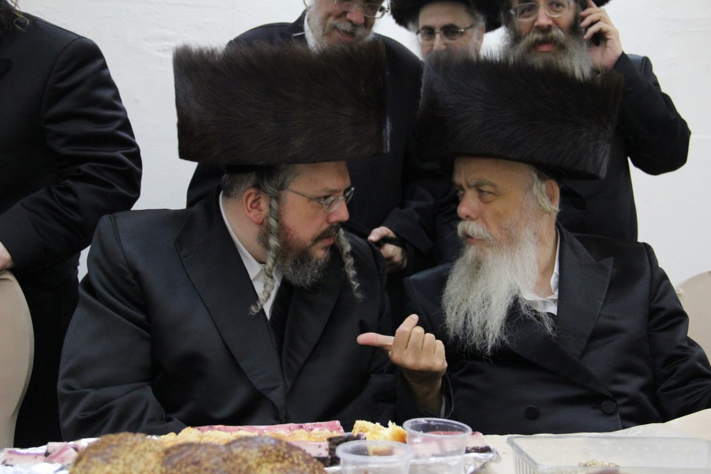 תיעוד: נכדו של נשיא ישיבת טשעבין התחתן
