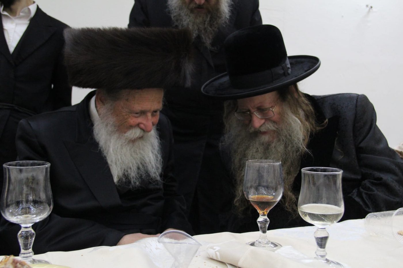 תיעוד: נכדו של נשיא ישיבת טשעבין התחתן