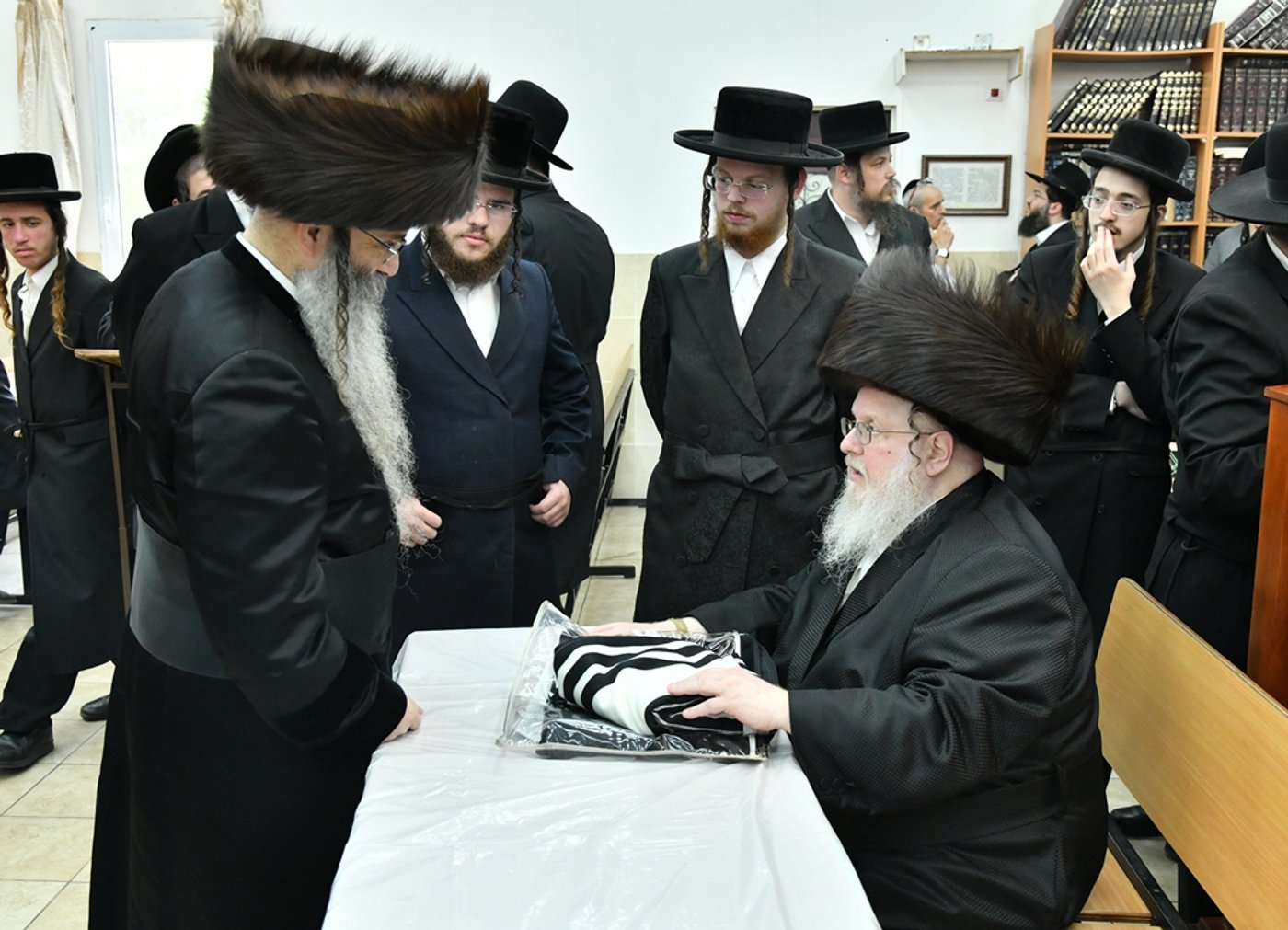 שמחת הברית בחצרות סאסוב-ספינקא-קרעטשניף