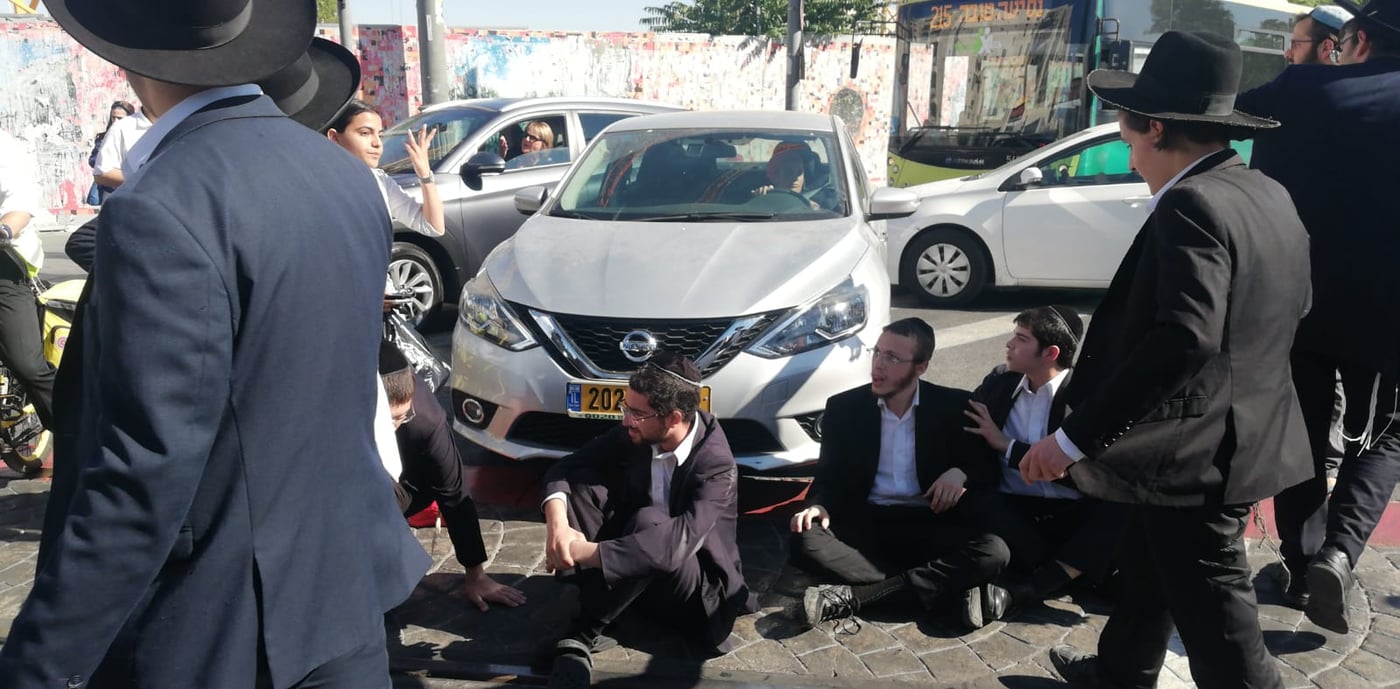 הפגנת 'הפלג' בירושלים: עימותים עם שוטרים; 22 עצורים