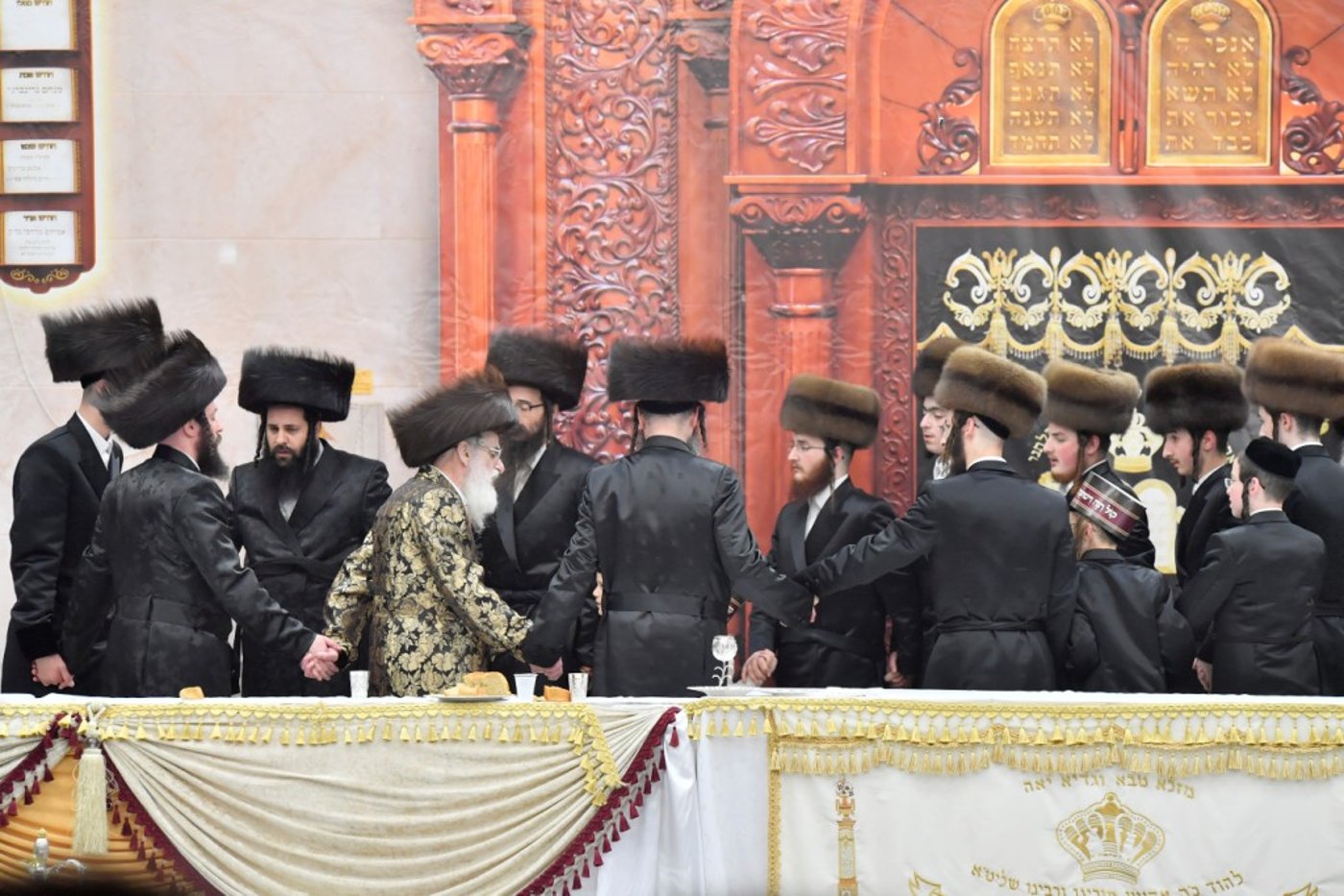 תיעוד: ה'פארשפיל' לנכד האדמו"ר מויז'ניץ