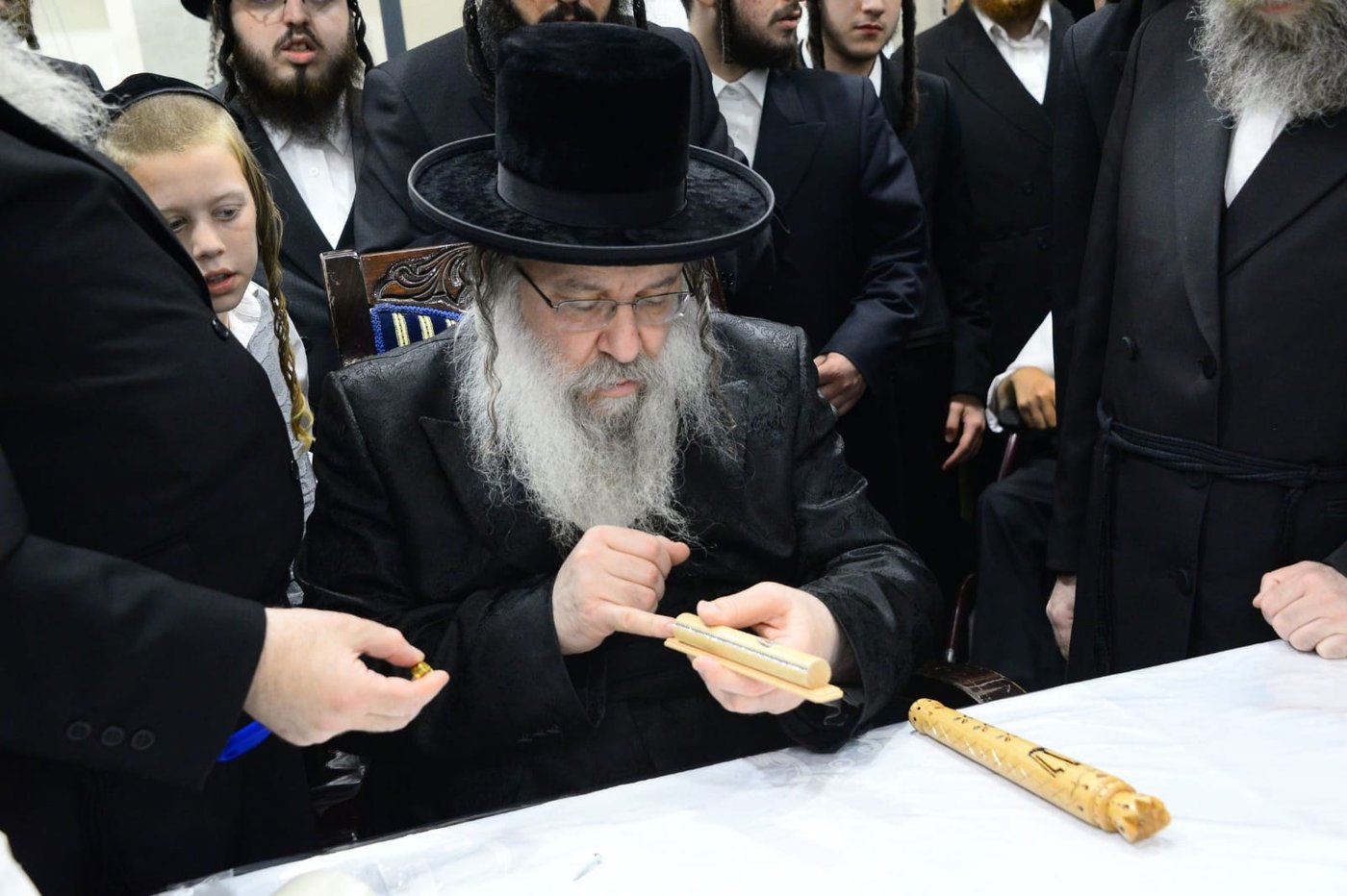 מעמד חנוכת הבית וקביעת מזוזה בנדבורנא