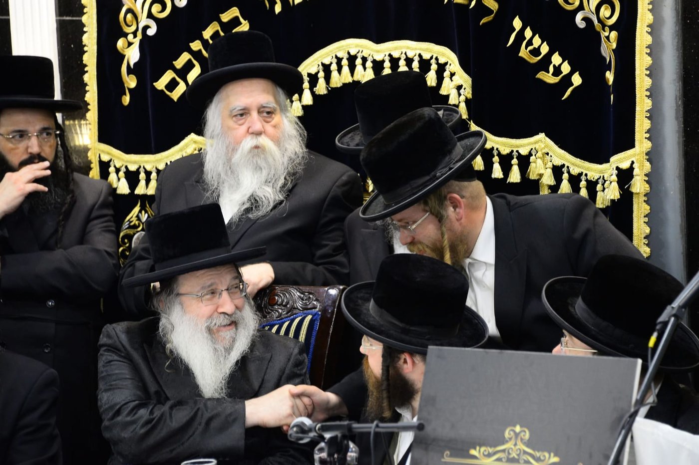 מעמד חנוכת הבית וקביעת מזוזה בנדבורנא
