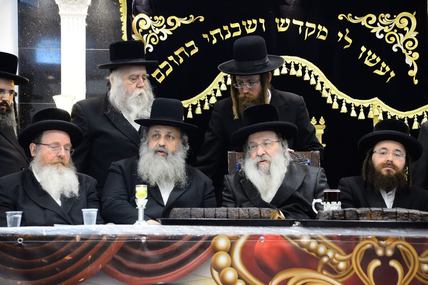 מעמד חנוכת הבית וקביעת מזוזה בנדבורנא