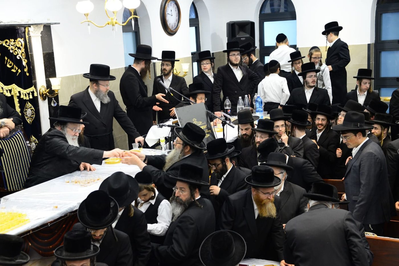 מעמד חנוכת הבית וקביעת מזוזה בנדבורנא