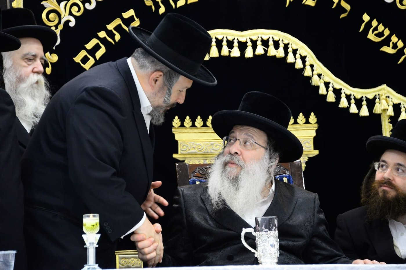 מעמד חנוכת הבית וקביעת מזוזה בנדבורנא