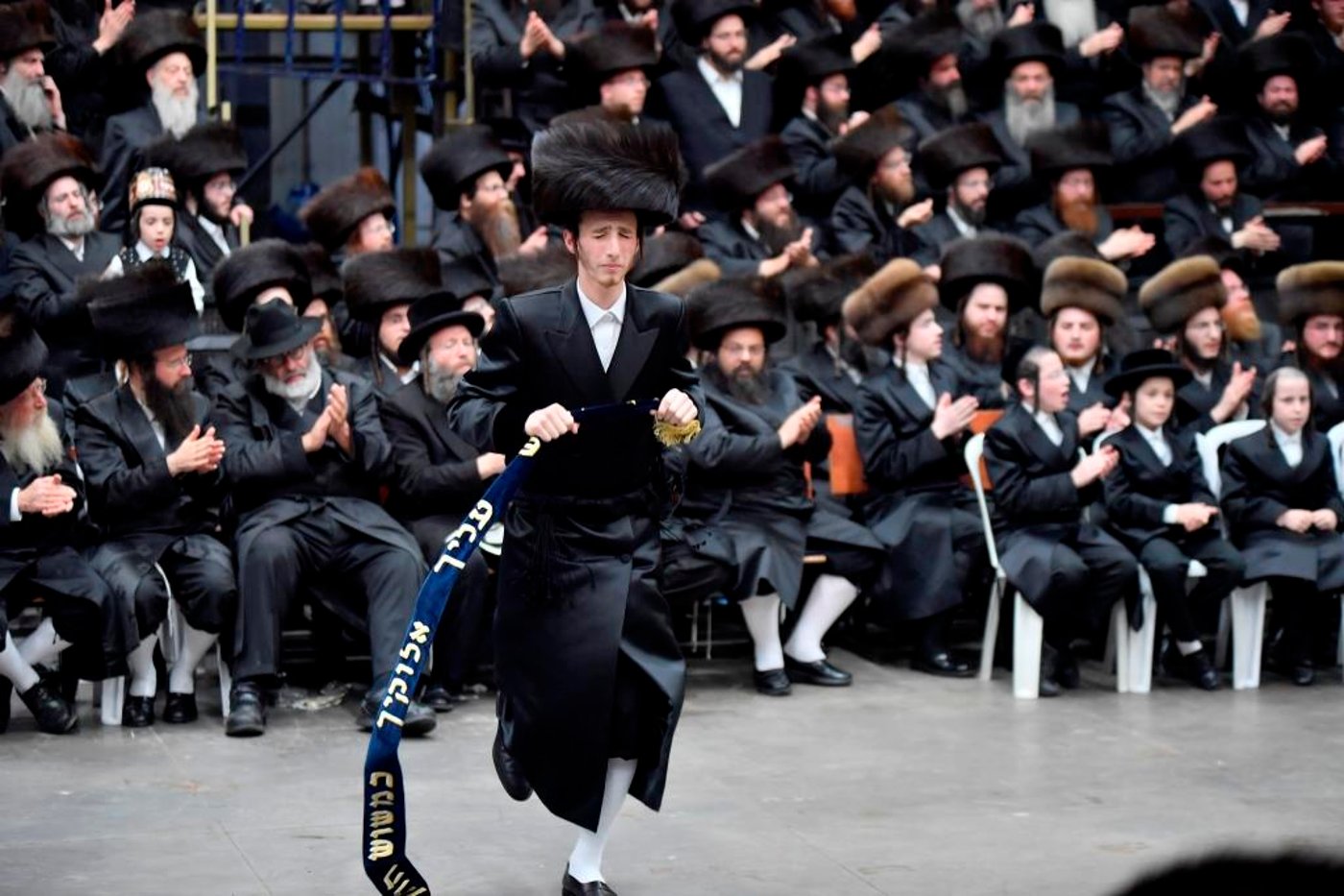 החתן והכלה רקדו ב"מצווה טאנץ" • תיעוד