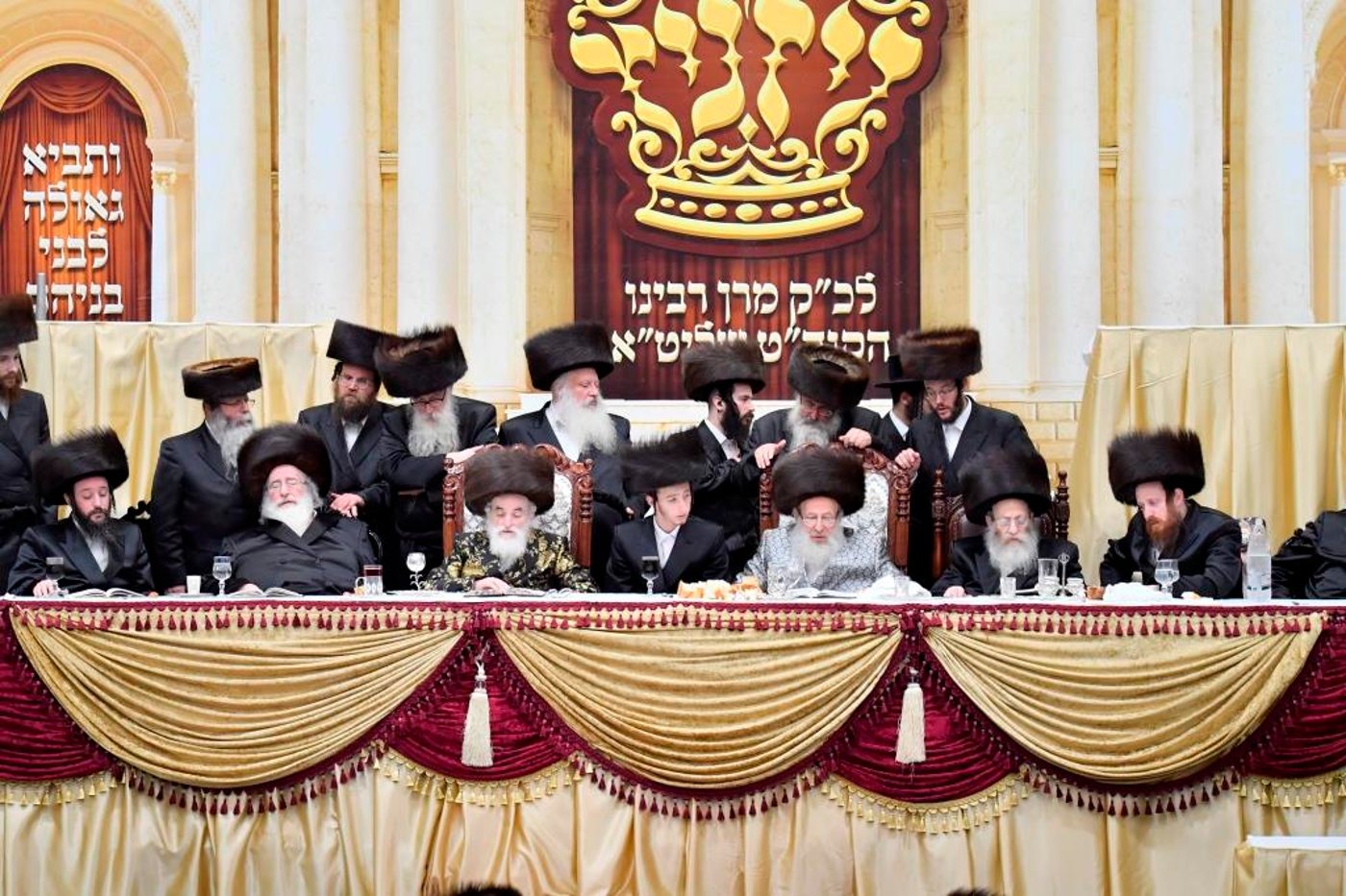 החתן והכלה רקדו ב"מצווה טאנץ" • תיעוד