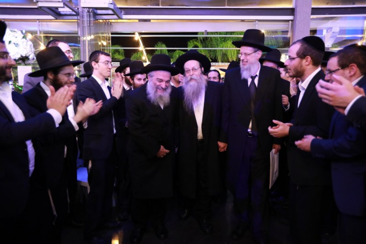 הדים עצומים לקריאתו של הגר"ח כי יעתיר במרומים עבור התורמים