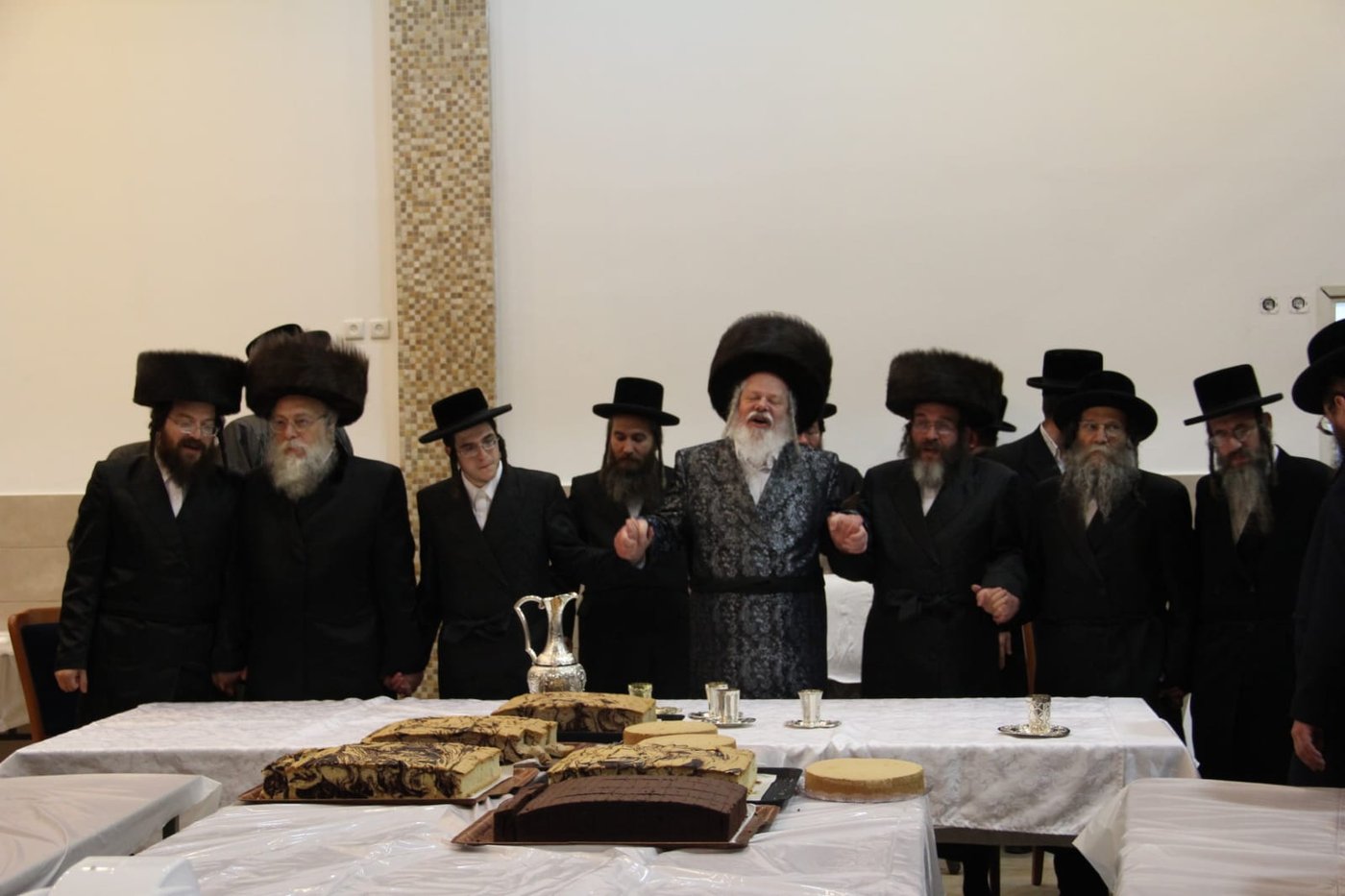 בפרמישלאן חגגו אירוסין לנכדת האדמו"ר