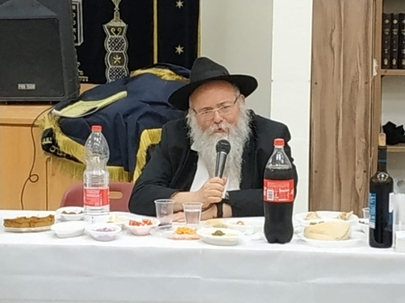 דקות לפני שבת: המשפיע החב"די נפטר