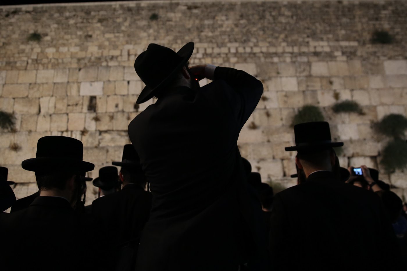 לרגל ה'יארצייט': האדמו"ר מסערט ויז'ניץ - בכותל