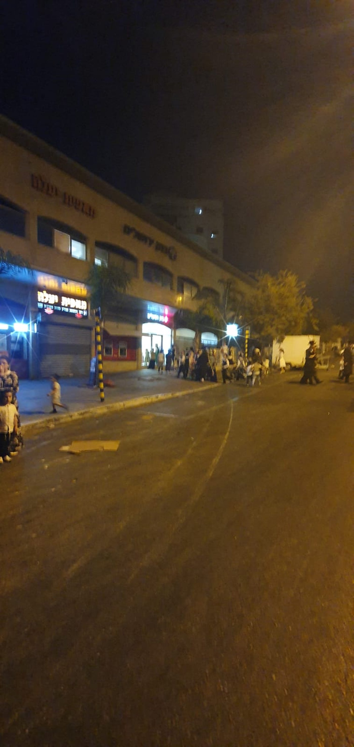 אלעד: ה'כספומט' נשדד בשבת - והפך לאטרקציה