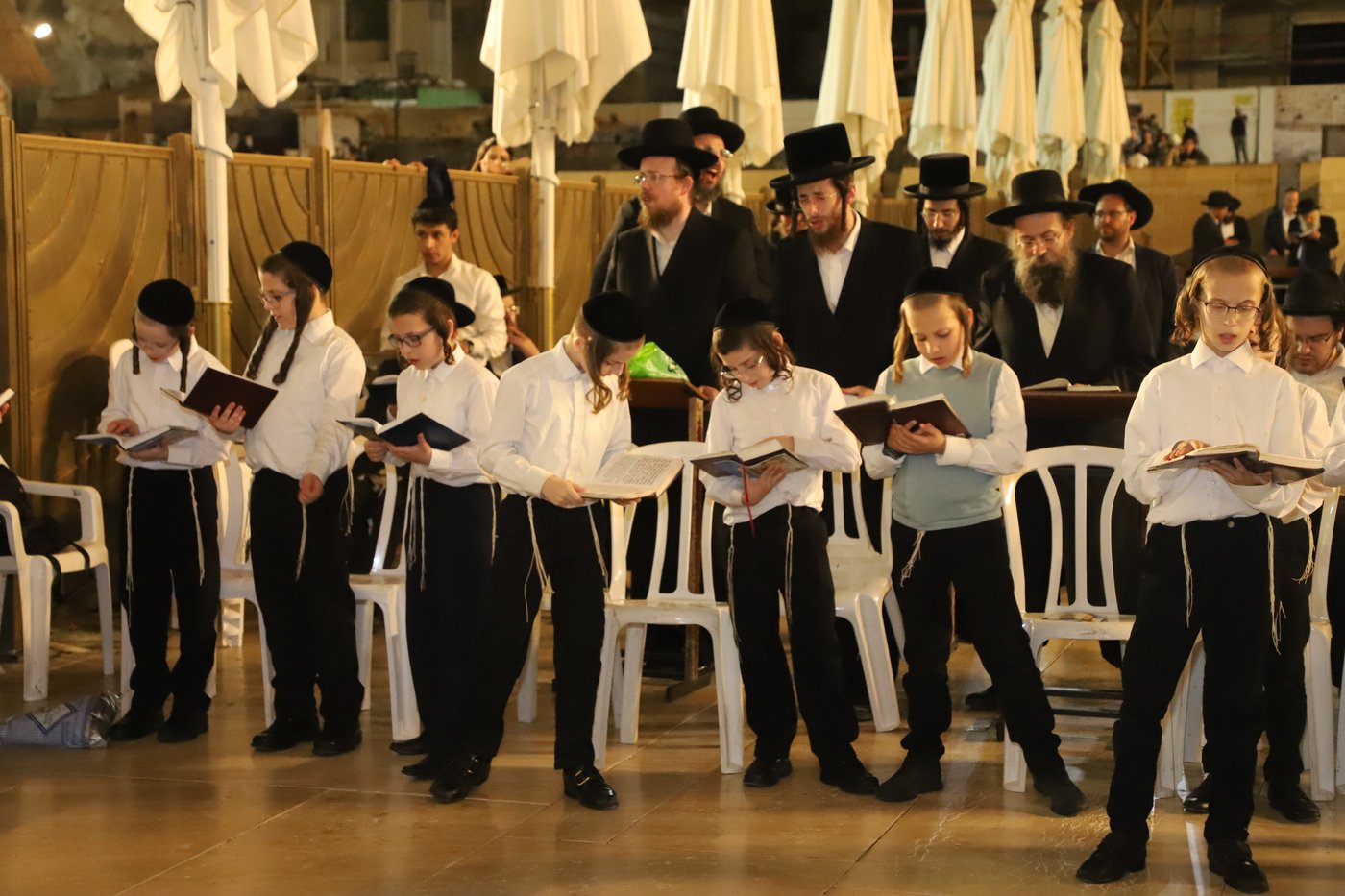 הילדים סיימו את סדר קדשים ליד הכותל