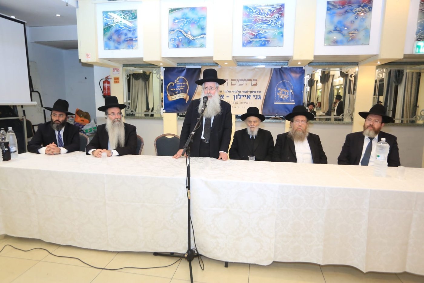 הגר"ג נשאל: מה לעשות עם ילדים שקשה להם להתפלל?