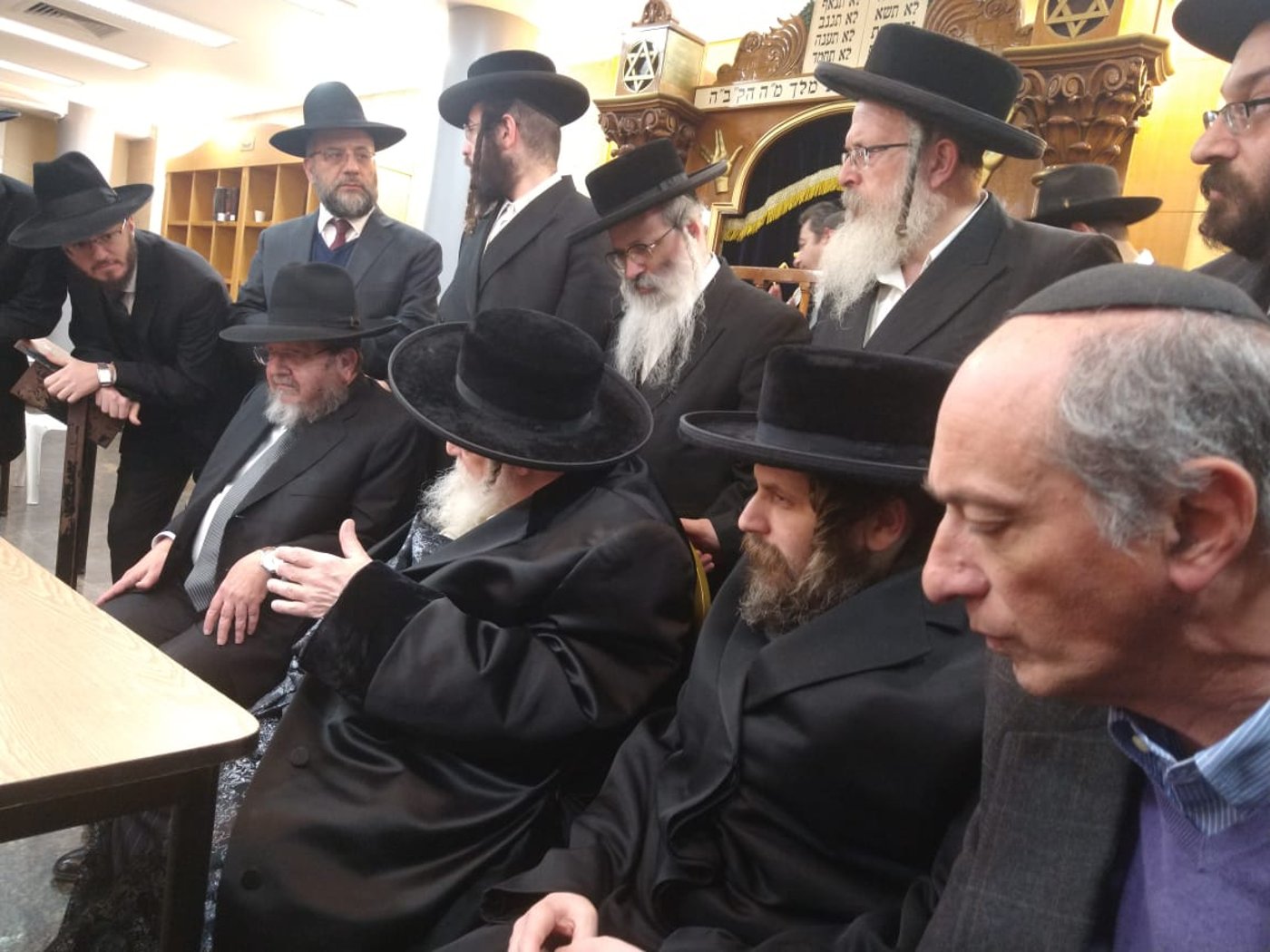 האדמו"ר מתולדות אברהם יצחק בקהילת 'סוכת דוד' בארגנטינה