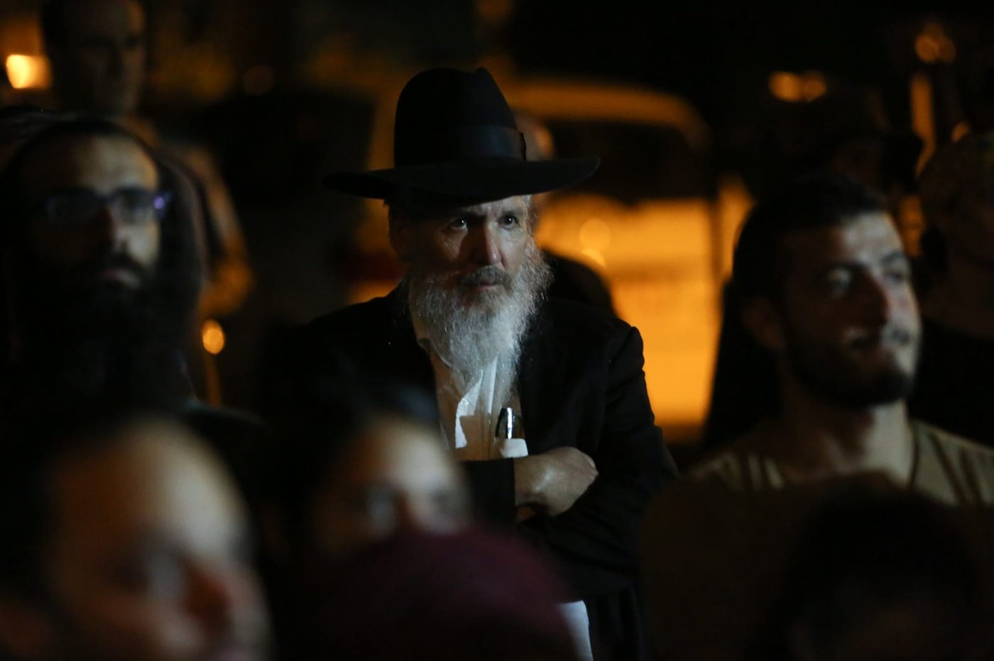 האב השכול בכה: "כמה כאב יביא הגעגוע?"