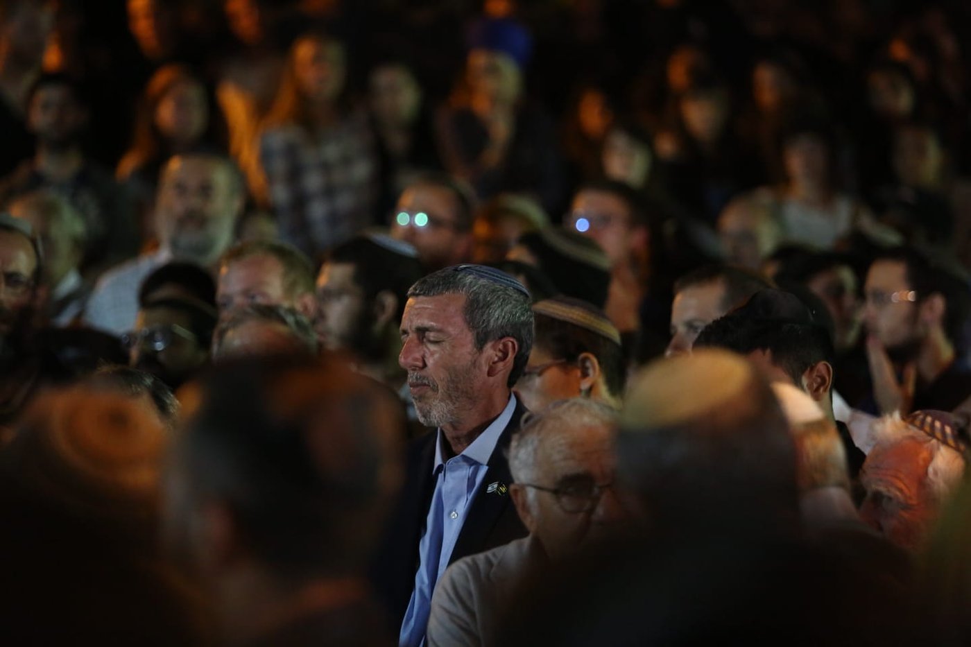 האב השכול בכה: "כמה כאב יביא הגעגוע?"