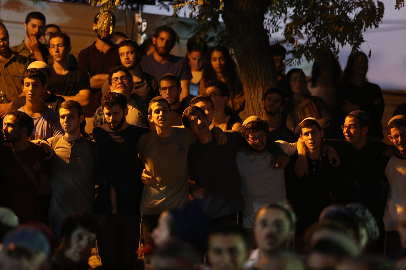 האב השכול בכה: "כמה כאב יביא הגעגוע?"