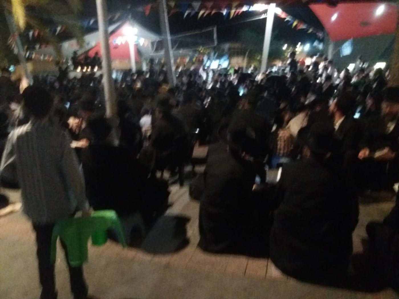 צפו: חסידי גור מקוננים ברחובות העיר ערד