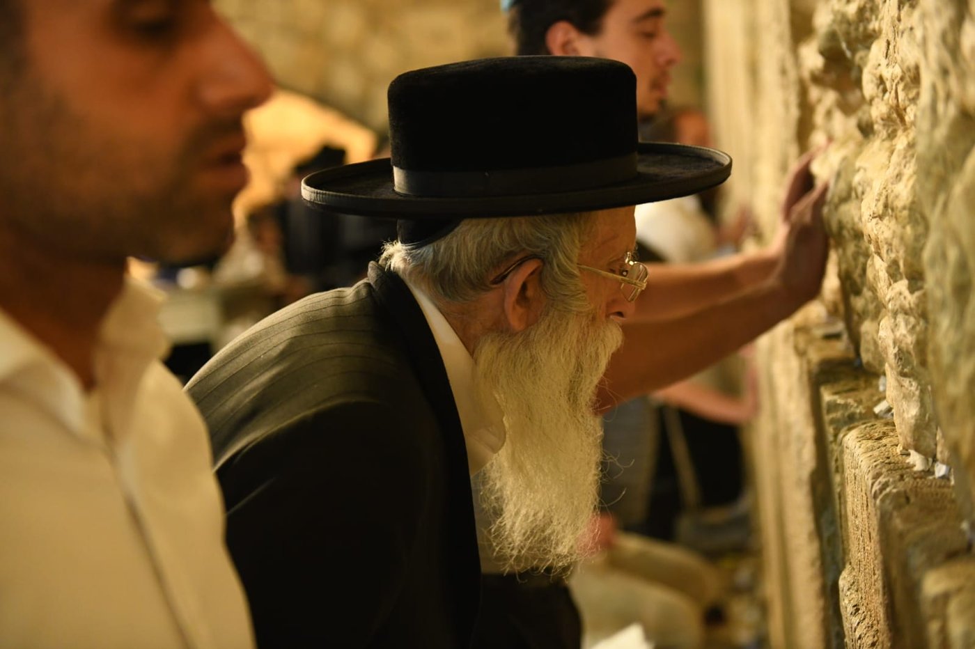 צאת הצום ברחבת הכותל המערבי • גלריה