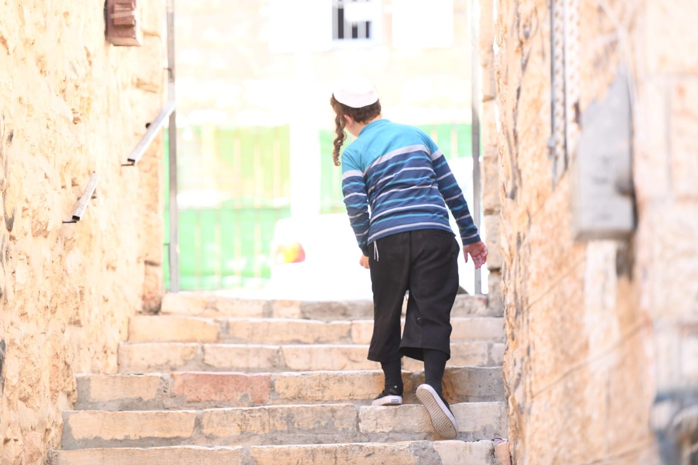 תיעוד מיוחד: תשעה באב במאה שערים