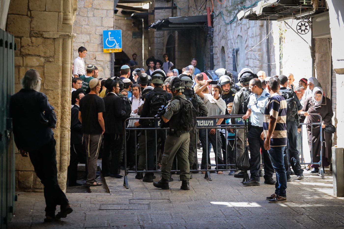 לאחר ההתפרעות בהר הבית: הותרה כניסתם של היהודים
