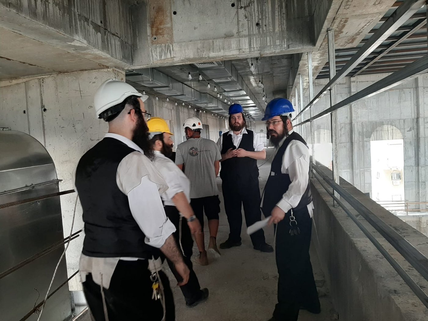 תיעוד: ההכנות בויז'ניץ לקראת ראש השנה
